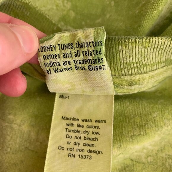 Tweety Bird Looney Tunes 90s T-shirt Acid Wash Green Men's XL Made USA - Picture 9 of 10